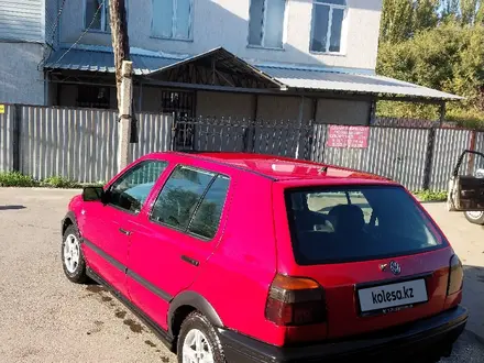 Volkswagen Golf 1994 года за 1 200 000 тг. в Алматы