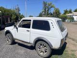 ВАЗ (Lada) Lada 2121 1998 годаүшін300 000 тг. в Астана