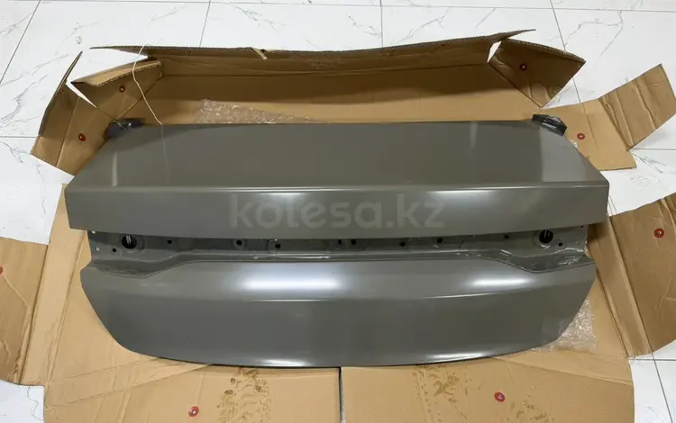 Крышка багажника за 1 000 тг. в Алматы