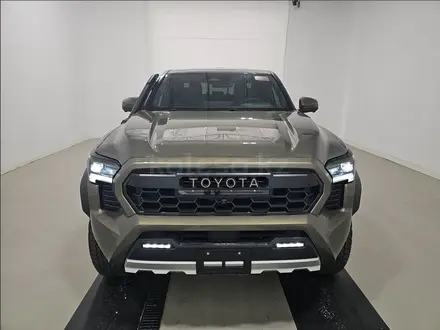 Toyota Tacoma 2025 года за 37 000 000 тг. в Алматы – фото 2