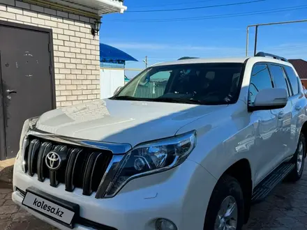 Toyota Land Cruiser Prado 2016 года за 19 000 000 тг. в Актобе