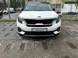 Kia Seltos 2021 года за 10 900 000 тг. в Алматы