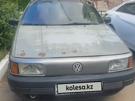 Volkswagen Passat 1993 года за 1 150 000 тг. в Астана