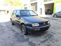 Volkswagen Golf 1994 года за 950 000 тг. в Астана
