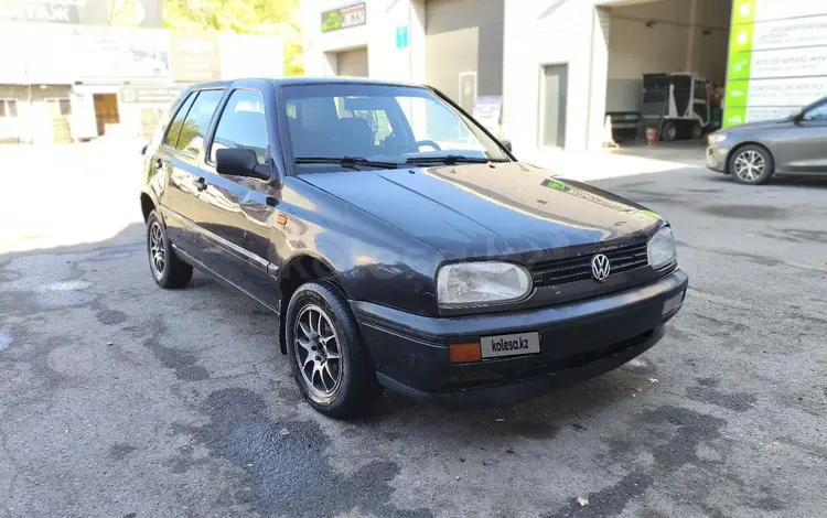 Volkswagen Golf 1994 года за 950 000 тг. в Астана