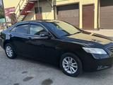 Toyota Camry 2007 года за 5 700 000 тг. в Уральск – фото 2