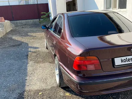 BMW 520 1997 года за 2 300 000 тг. в Шиели – фото 5