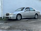 Mercedes-Benz E 200 1999 годаүшін1 900 000 тг. в Павлодар