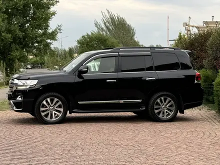 Toyota Land Cruiser 2017 года за 34 000 000 тг. в Алматы – фото 8