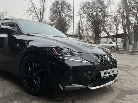 Lexus IS 300 2019 года за 18 000 000 тг. в Алматы – фото 3