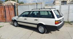Volkswagen Passat 1991 годаүшін1 500 000 тг. в Тараз