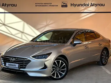 Hyundai Sonata 2023 года за 13 790 000 тг. в Атырау