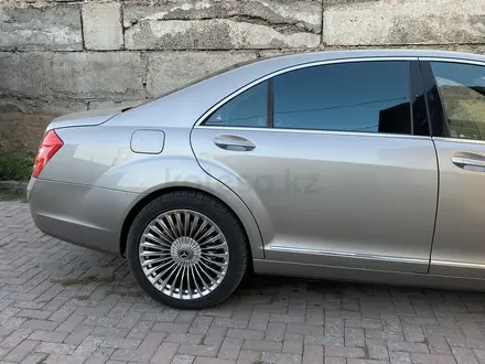 Mercedes-Benz S 65 AMG 2006 года за 12 000 000 тг. в Астана – фото 3