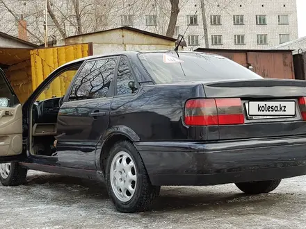 Volkswagen Passat 1995 года за 2 900 000 тг. в Семей – фото 11