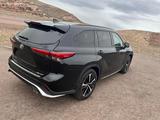 Toyota Highlander 2022 годаүшін24 900 000 тг. в Усть-Каменогорск – фото 5