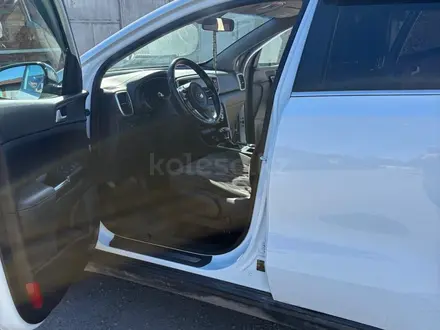 Kia Sportage 2018 года за 10 500 000 тг. в Усть-Каменогорск – фото 7