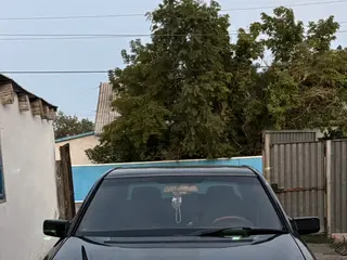 Mercedes-Benz E 230