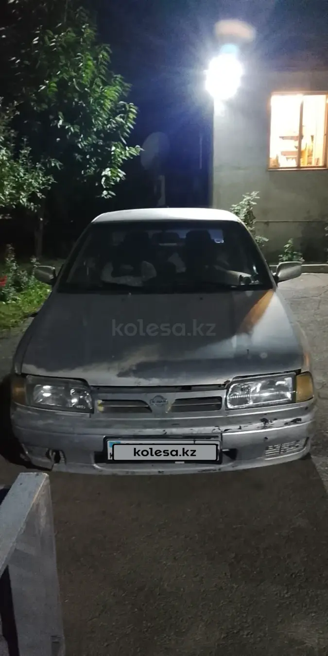 Nissan Primera, 1995