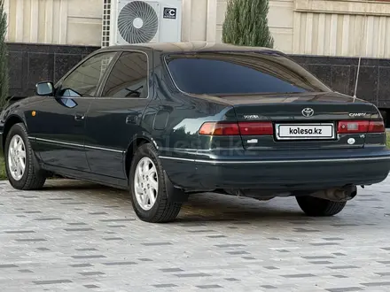 Toyota Camry 1999 года за 3 950 000 тг. в Шымкент – фото 5