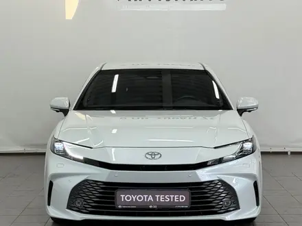 Toyota Camry Luxe 2025 года за 21 490 000 тг. в Астана – фото 5