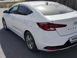 Hyundai Elantra 2019 годаүшін8 700 000 тг. в Астана – фото 2