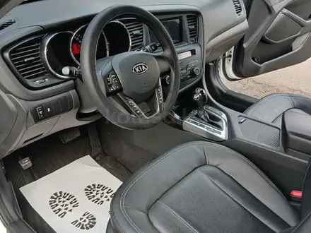 Kia K5 2011 года за 7 650 000 тг. в Алматы – фото 12