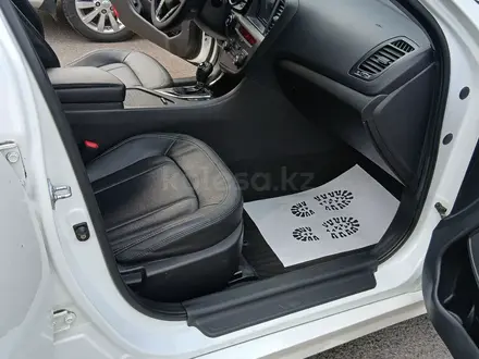 Kia K5 2011 года за 7 650 000 тг. в Алматы – фото 13