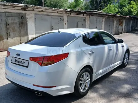 Kia K5 2011 года за 7 650 000 тг. в Алматы – фото 7