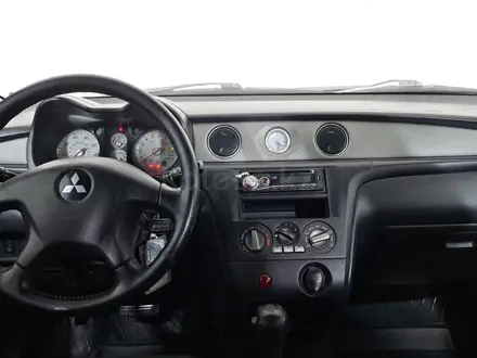 Mitsubishi Outlander 2003 года за 1 800 000 тг. в Астана – фото 16