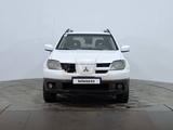 Mitsubishi Outlander 2003 года за 1 800 000 тг. в Астана – фото 2