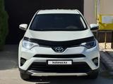 Toyota RAV4 2016 года за 8 900 000 тг. в Шымкент