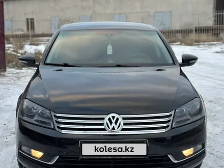 Volkswagen Passat 2013 года за 6 550 000 тг. в Туркестан – фото 2