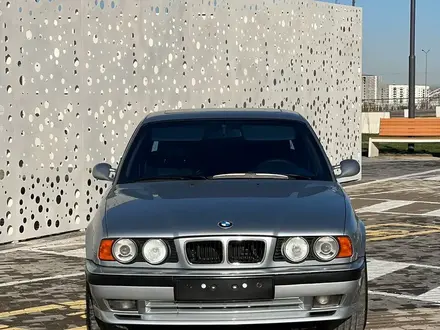BMW 525 1995 года за 4 600 000 тг. в Шымкент – фото 13