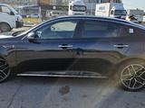 Kia K5 2019 года за 9 650 000 тг. в Алматы – фото 4