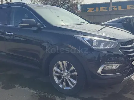 Hyundai Santa Fe 2018 года за 9 800 000 тг. в Шымкент – фото 2