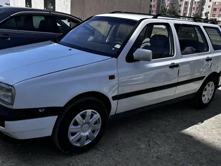 Volkswagen Golf 1995 года за 1 550 000 тг. в Тараз – фото 2