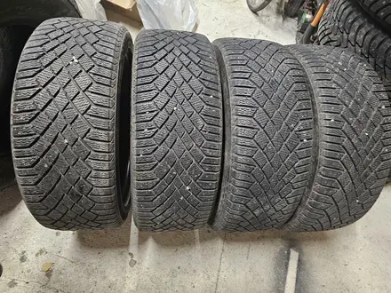 Зимние шины Continental VikingContact 7 225/45 R19 XL 96T FR за 80 000 тг. в Актобе