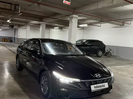 Hyundai Elantra 2025 года за 8 950 000 тг. в Астана – фото 2