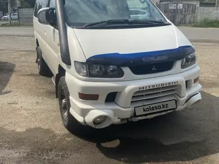 Mitsubishi Delica