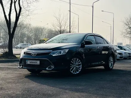 Toyota Camry 2014 года за 12 000 000 тг. в Алматы – фото 2