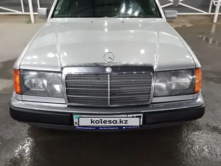 Mercedes-Benz E 230 1993 года за 3 100 000 тг. в Шымкент – фото 6