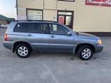 Toyota Highlander 2003 года за 7 000 000 тг. в Алматы – фото 3