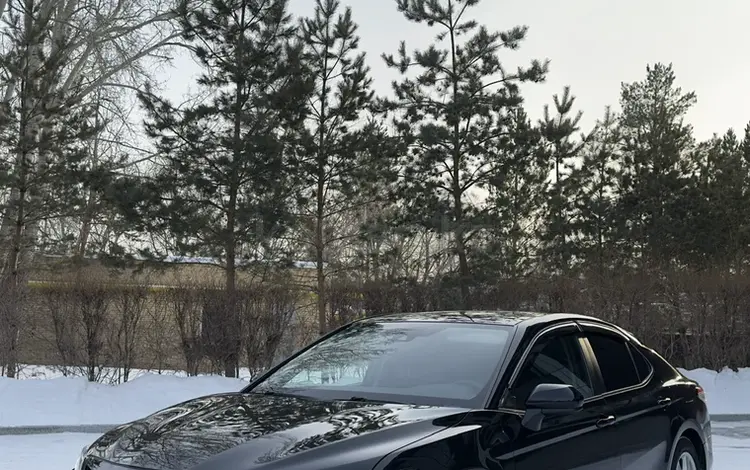 Toyota Camry 2018 годаүшін10 000 000 тг. в Караганда