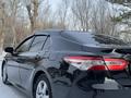 Toyota Camry 2018 годаүшін10 000 000 тг. в Караганда – фото 8