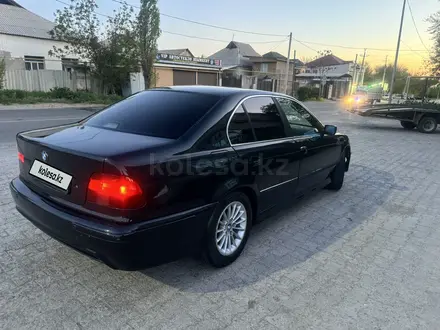 BMW 523 1998 года за 3 300 000 тг. в Шымкент – фото 2