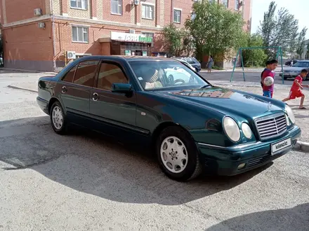 Mercedes-Benz E 230 1996 года за 2 450 000 тг. в Кызылорда – фото 3