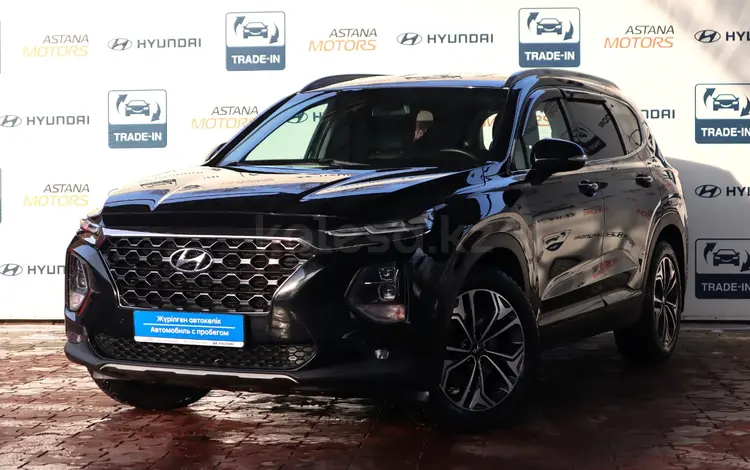 Hyundai Santa Fe 2019 годаfor15 500 000 тг. в Алматы