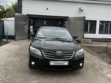 Toyota Camry 2011 годаfor6 550 000 тг. в Актобе – фото 3