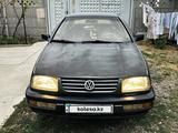 Volkswagen Vento 1992 года за 900 000 тг. в Тараз