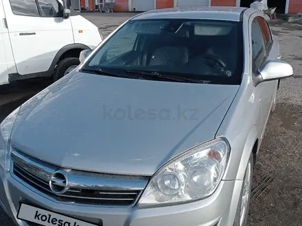 Opel Astra 2012 года за 3 800 000 тг. в Костанай – фото 5